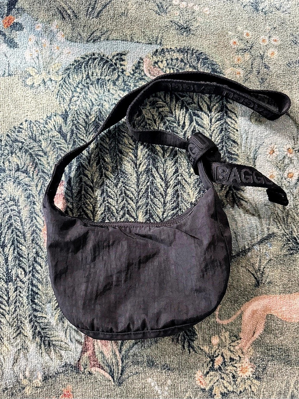 BAGGU Small Nylon Crescent Bag Black Crossbody Purse